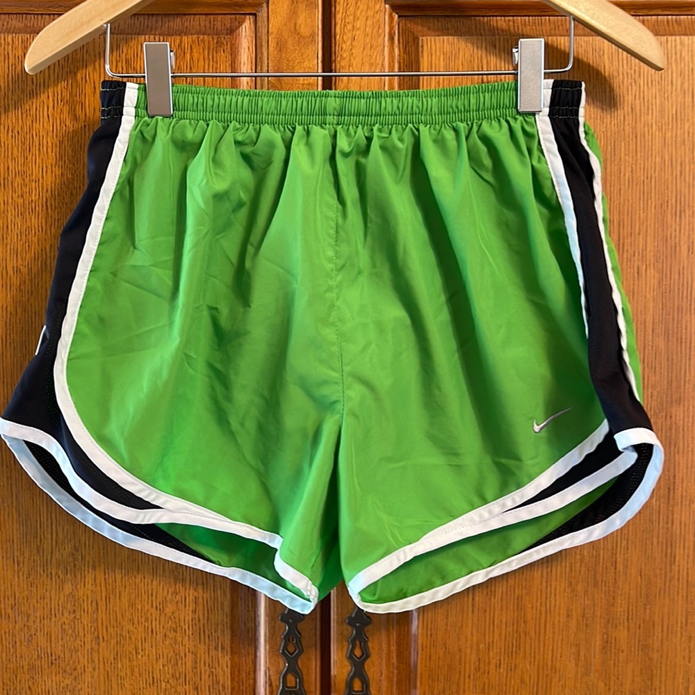 NWOT Nike running shorts